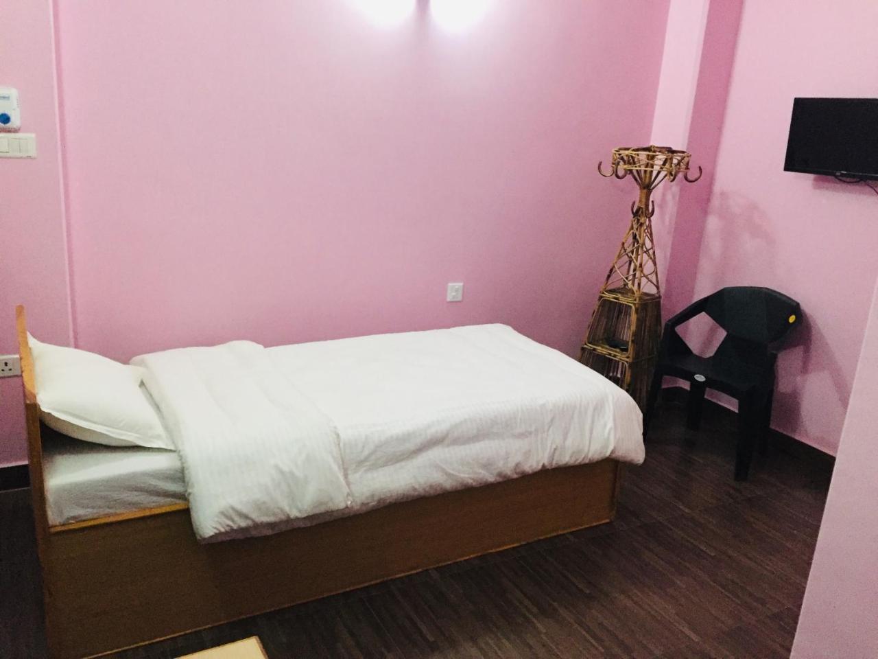 Obey Guest House Pokhara Kültér fotó